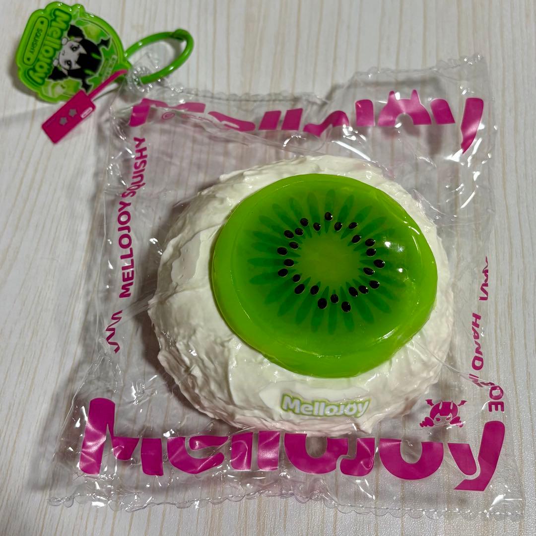 Mellojoy メロジョイ　スクイーズ　クリームまみれ大福 キウイ