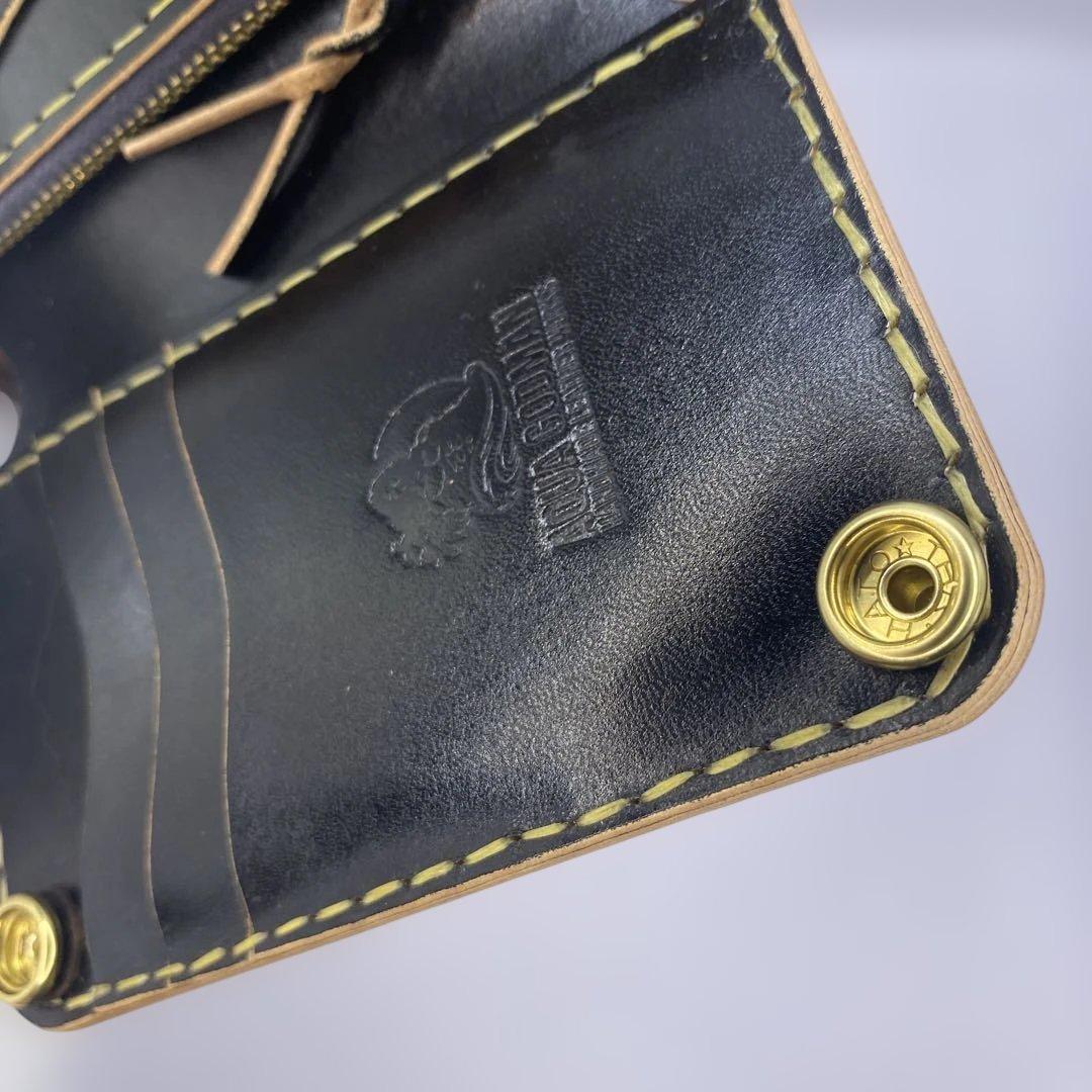 人気の折らずお札収納 丘染めブラックの無骨トラッカーウォレット T-MTW726