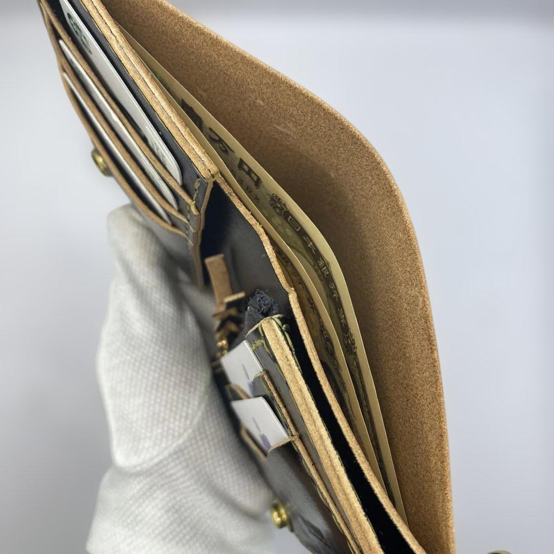 人気の折らずお札収納 丘染めブラックの無骨トラッカーウォレット T-MTW726