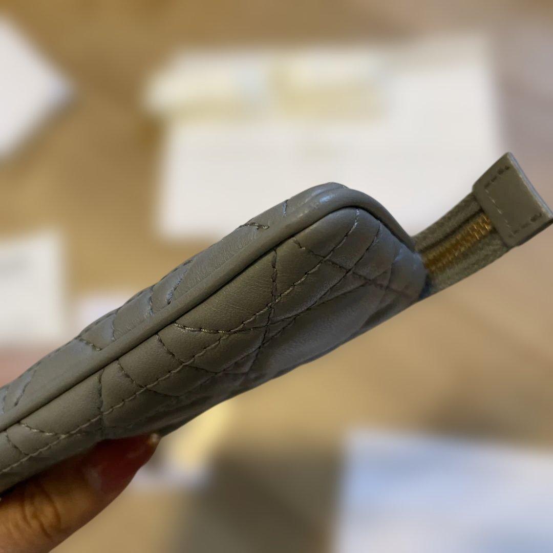 美品　DIOR レディディオール ジップ キーケース ケース　水色　ブルー