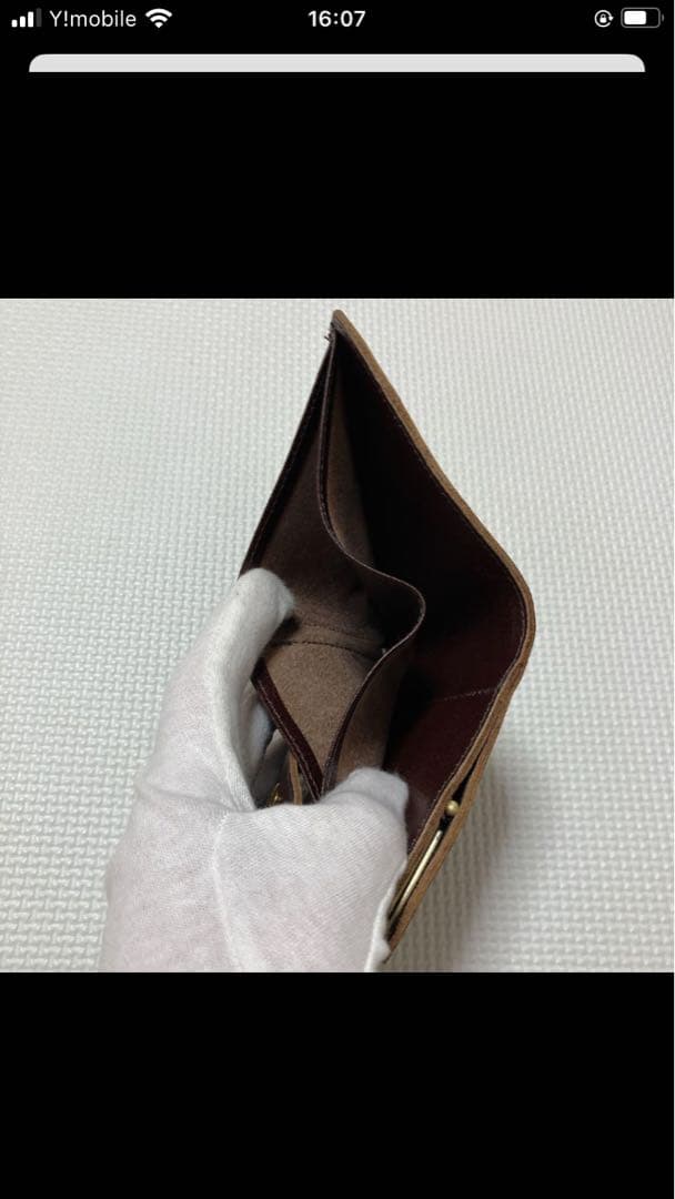 極美品IL BISONTEイルビゾンテ　レザーがま口三つ折り財布　チョコ　濃茶