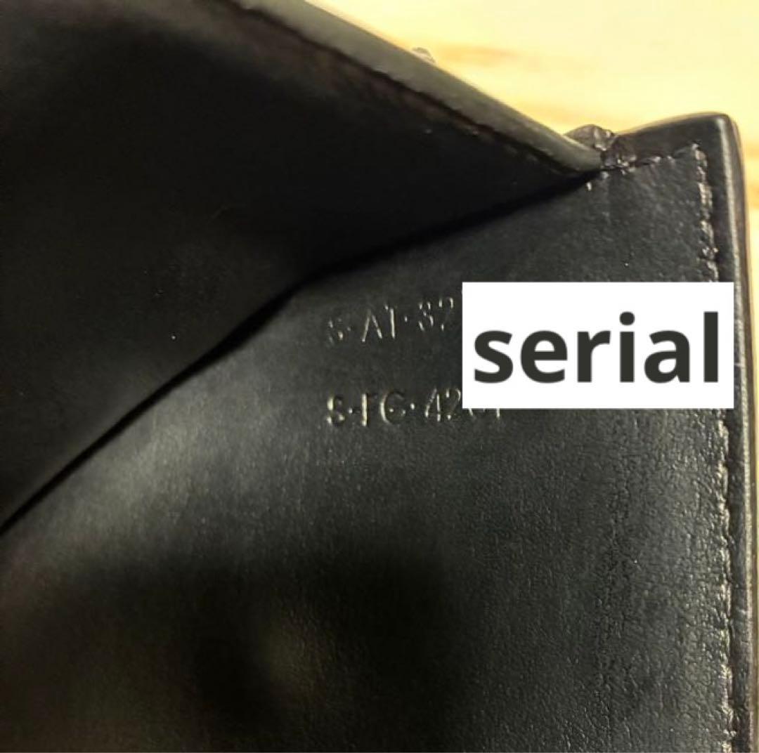 ぴ*る様 CELINE トリオンフ コンパクトウォレット ブラック 三つ折り財布