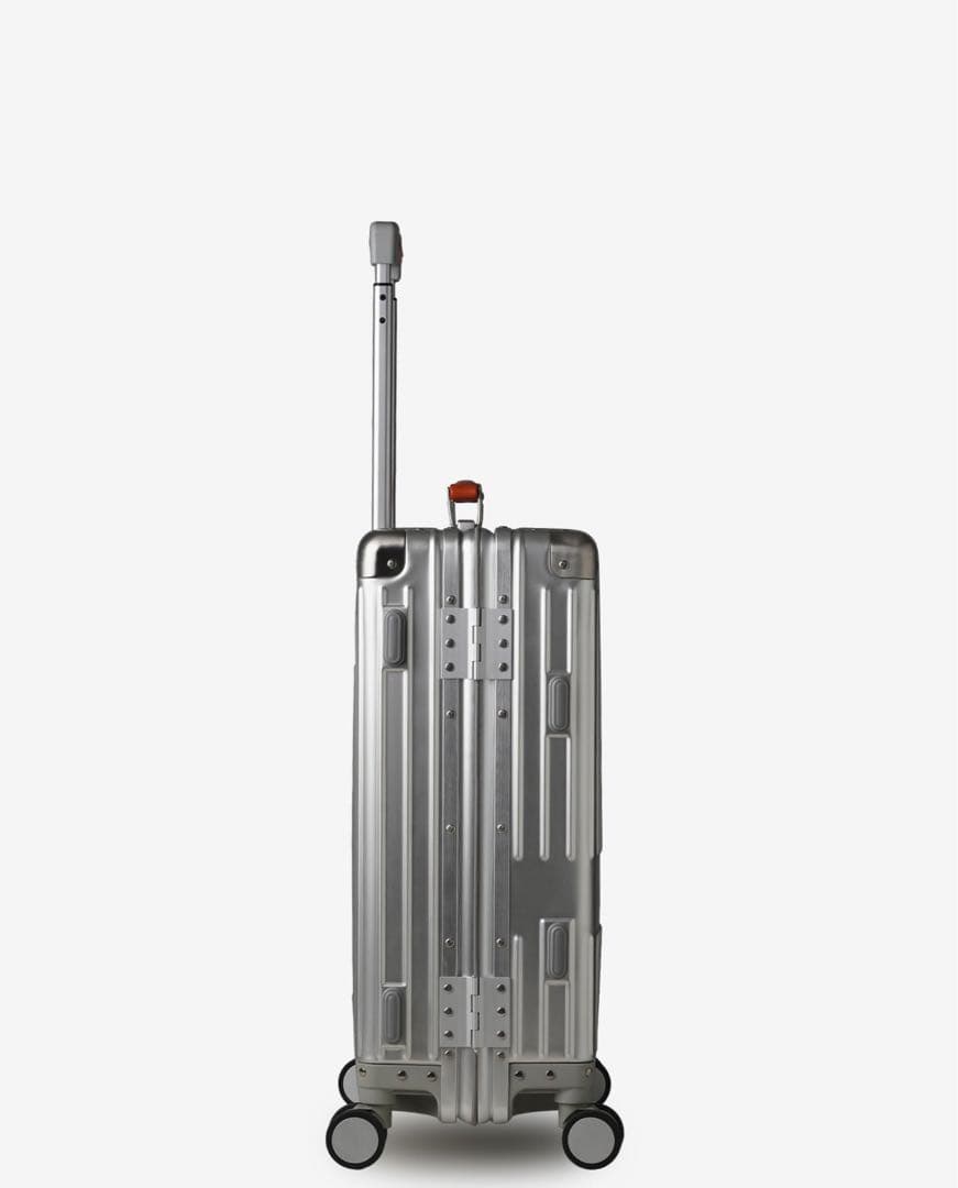 Innovator INV1811STP ステアリングシルバー 36L