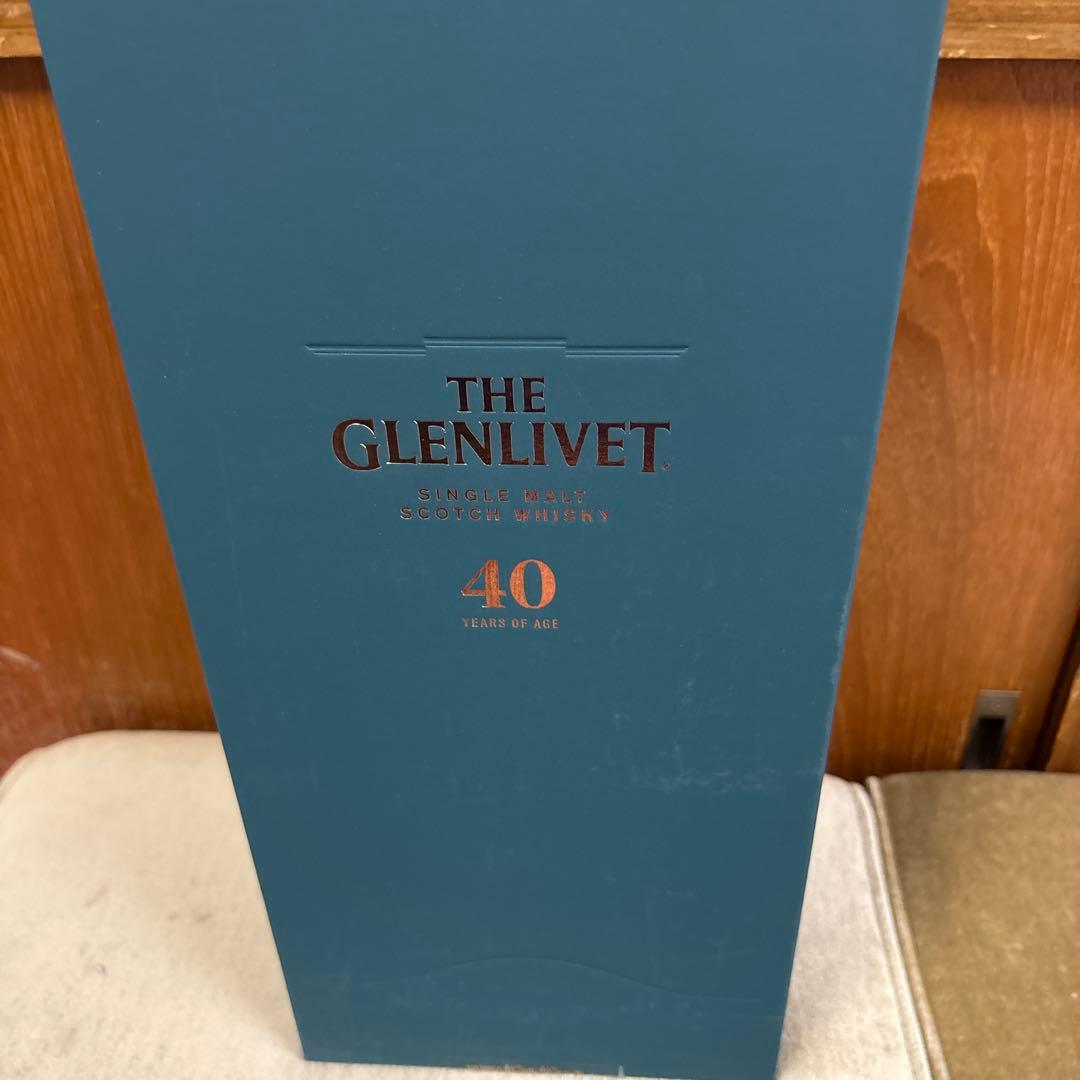 グレンリベット40年　 購入価格60万空瓶に近いけどちょっとだけ味わえます。