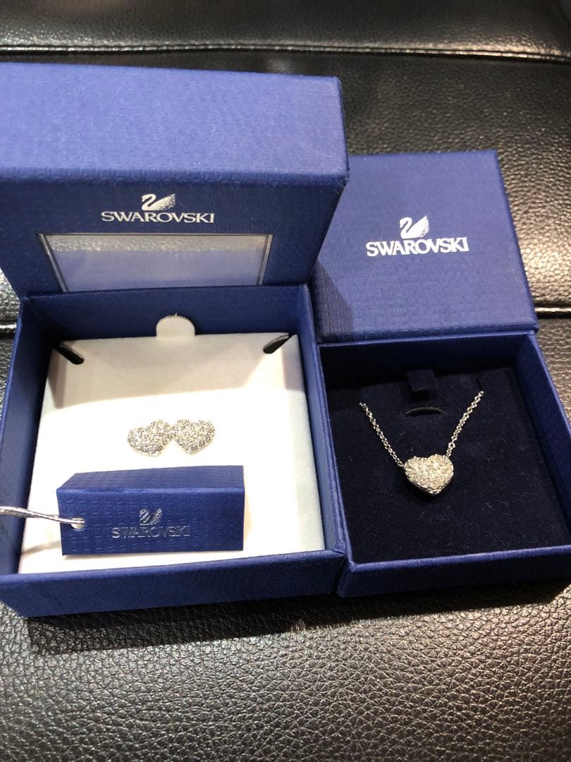 バービー　スワロフスキー ハート　ネックレス　ピアス　正規品