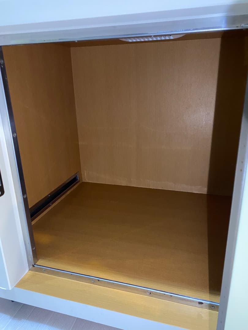 ワンだぁルーム　KAWAI ペット用防音室。キャスター付き