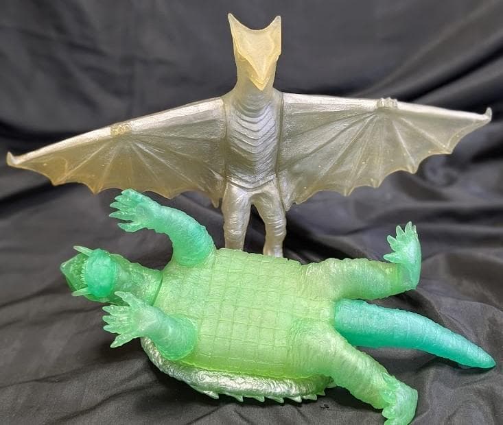 昭和ガメラ＆ギャオス（エクスプラス）クリア成型ソフビ２体セット