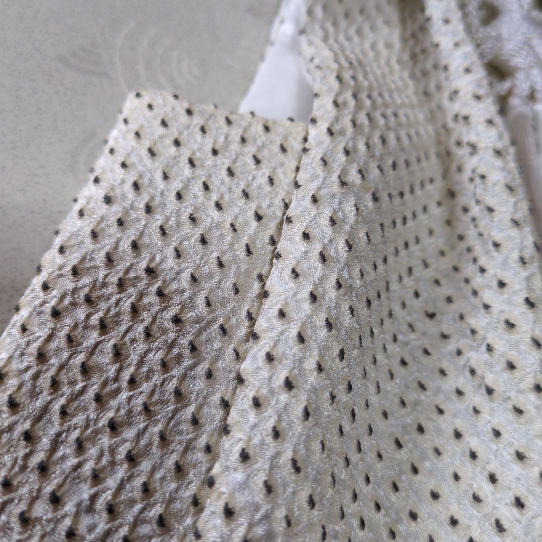 七五三３歳正絹総絞り手縫いの被布（アイボリー色）中綿無し