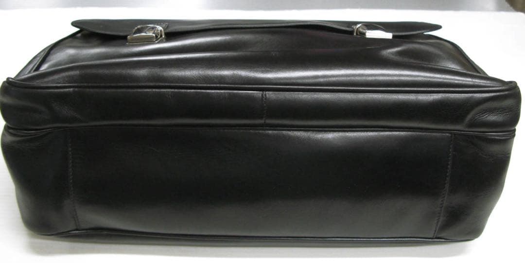 イタリア製正規品【PRADA】名作オールレザーブリーフケース ドクターズバッグ