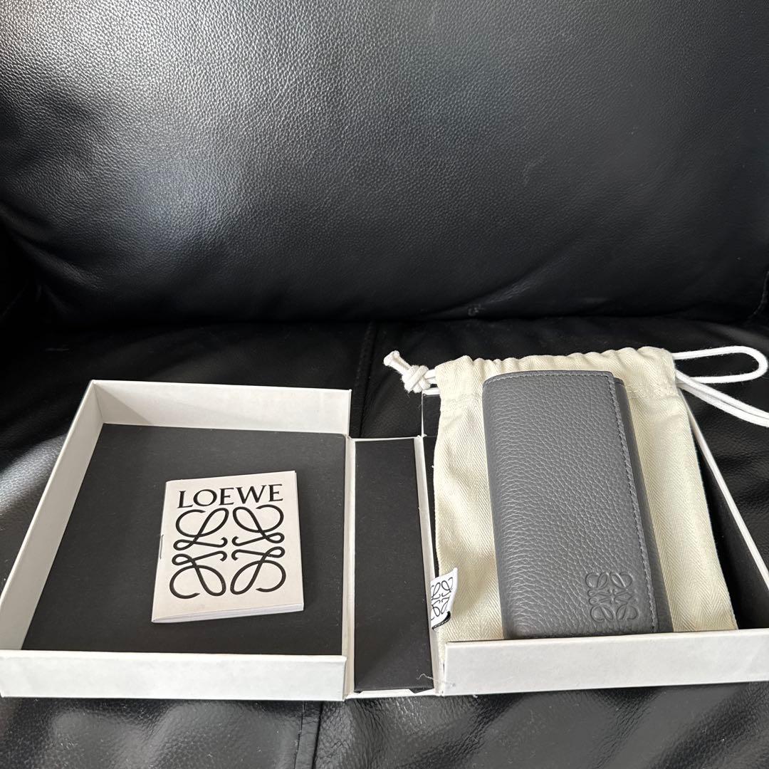 新品未使用 LOEWE グレー レザー キーケース