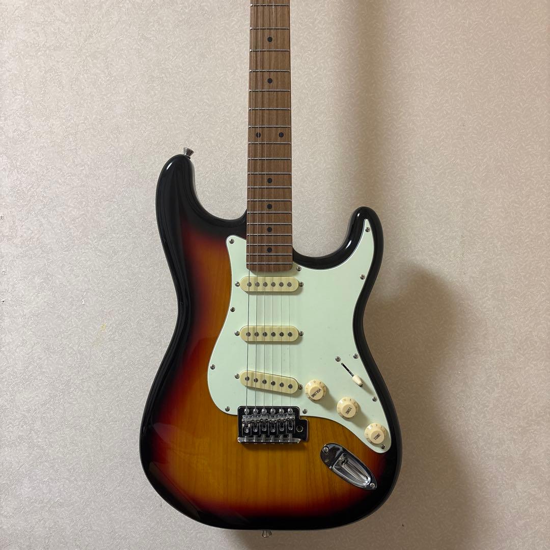 猫の手さん専用 BacchusエレキギターBST-1-RSM/M　ストラト