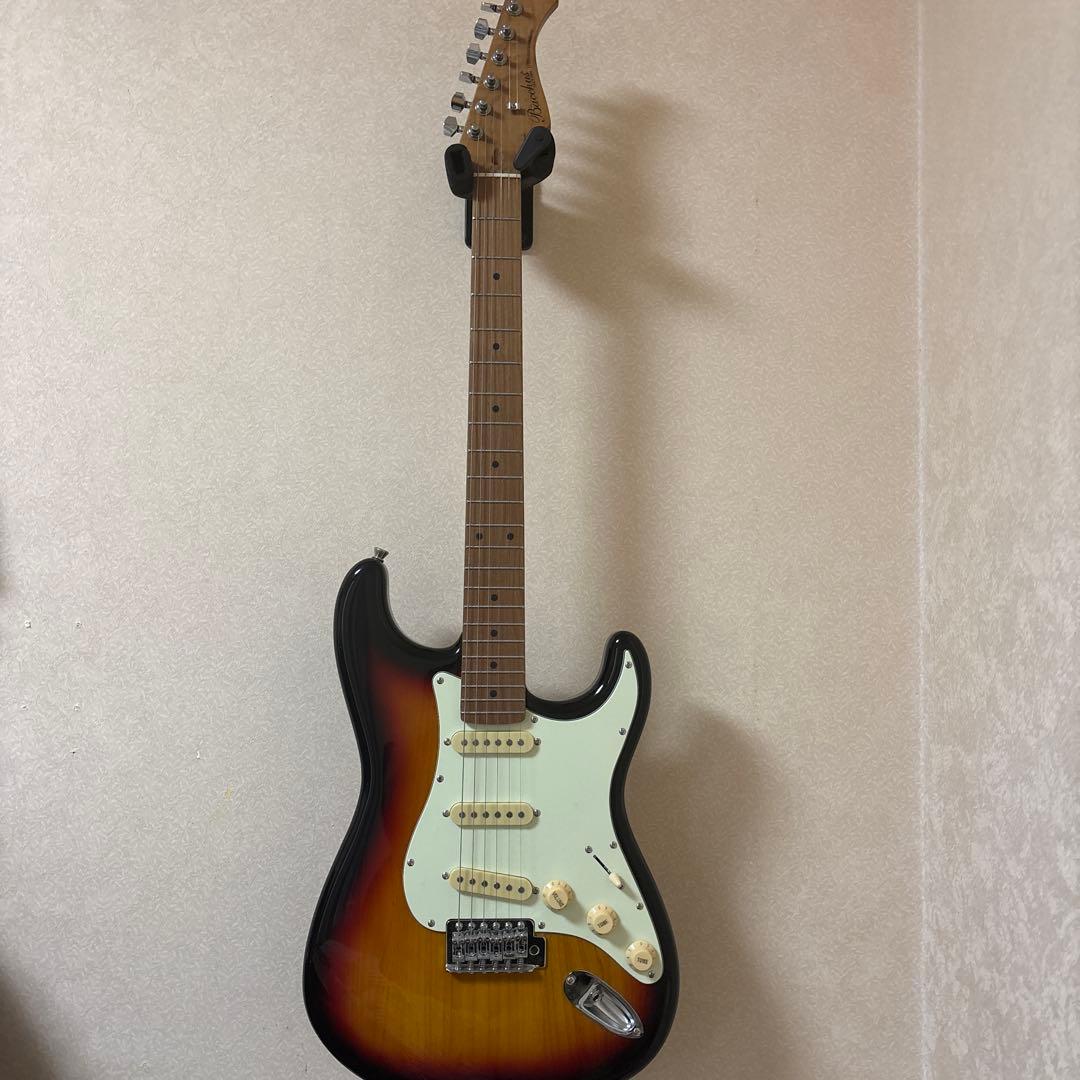 猫の手さん専用 BacchusエレキギターBST-1-RSM/M　ストラト