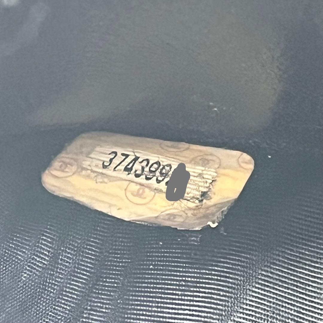 CHANEL 二つ折り財布 デカココマーク ロゴ入り 黒 ギャランティカード付き