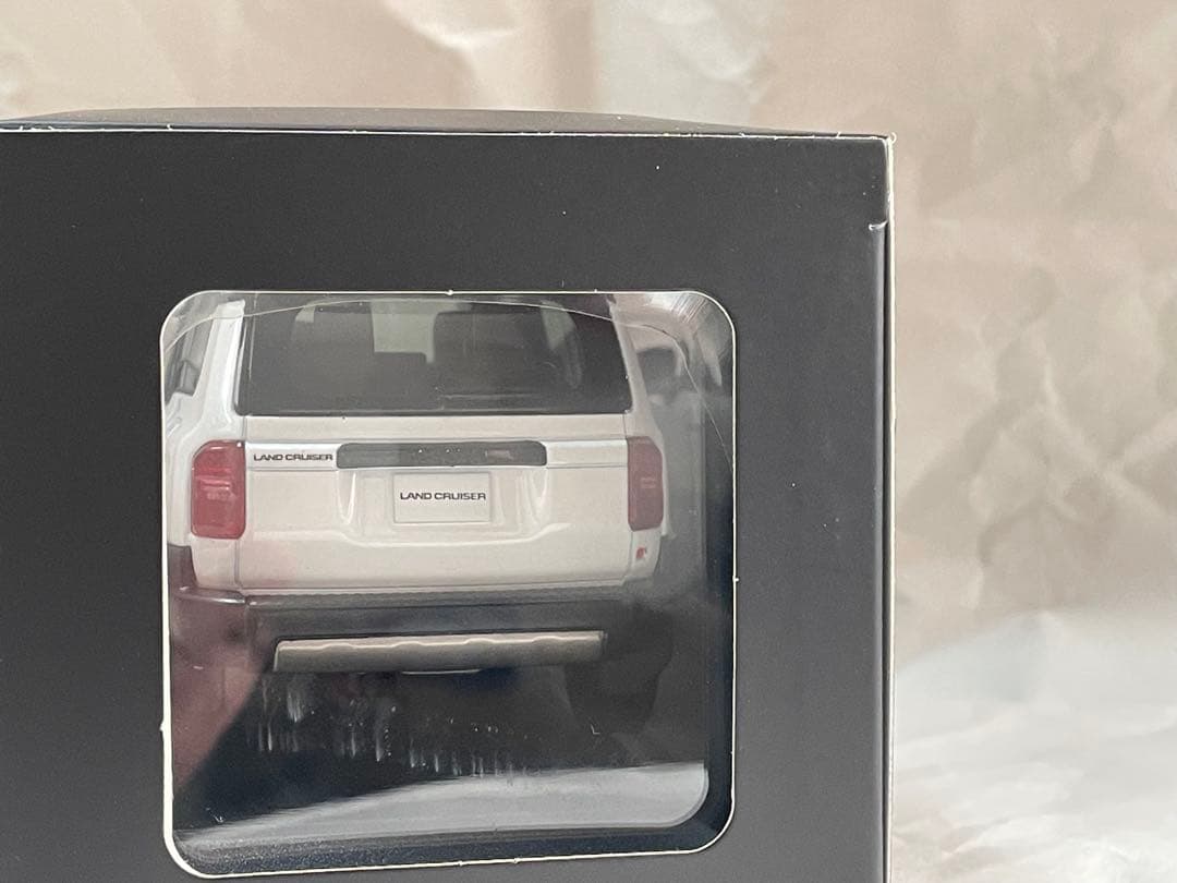 1/30 ランドクルーザー250 カラーサンプル プラチナホワイトパールマイカ