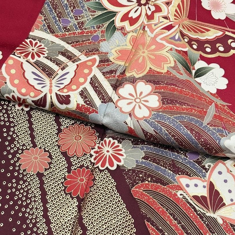 ゆりのはな　振袖　京友禅金彩加工　流水に蝶/さくら模様　赤色系　正絹　F306