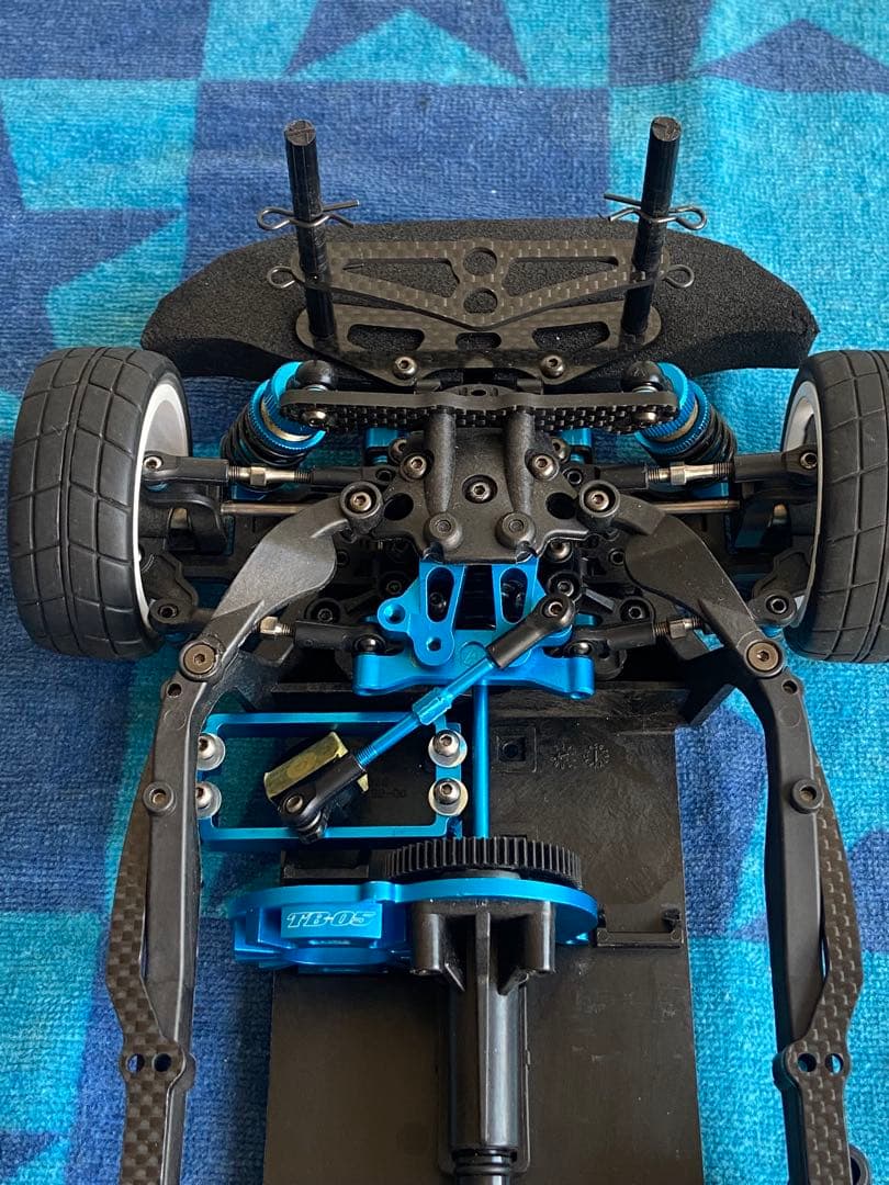 タミヤTB05-TB05R仕上げ　希少アルミロアバルク前後装着、アルミデフ付き