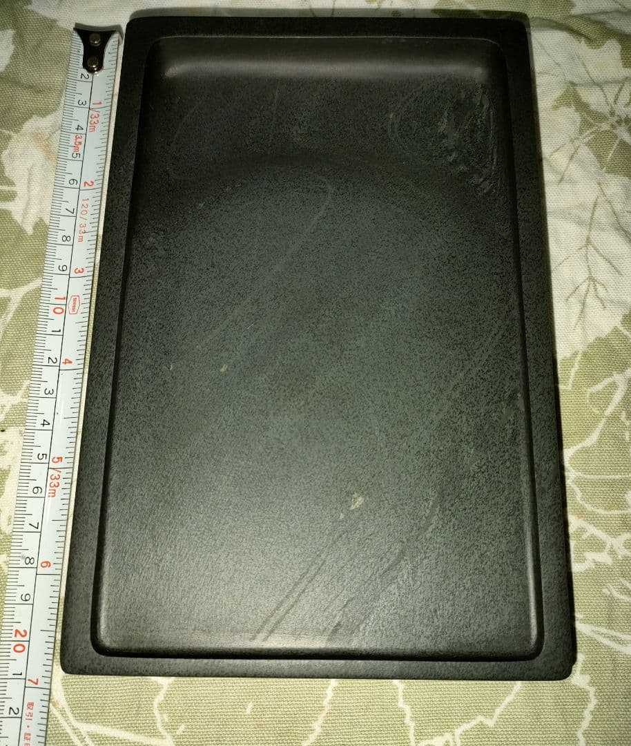 書道の硯 歙州硯 魚仔紋 8インチ 木箱 錦箱入り