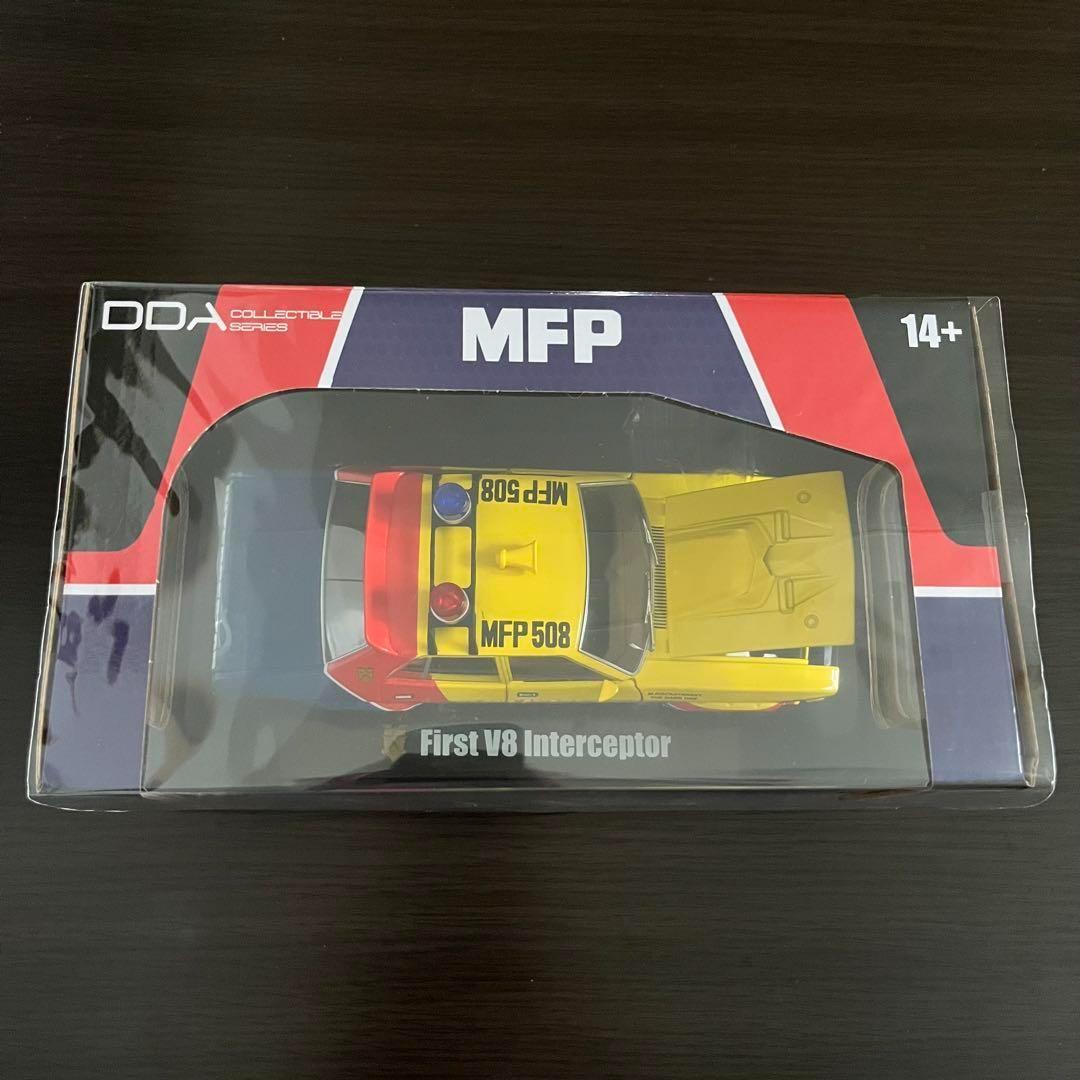 新品 マッドマックス 1/24 DDA イエローインターセプター 車 ミニカー