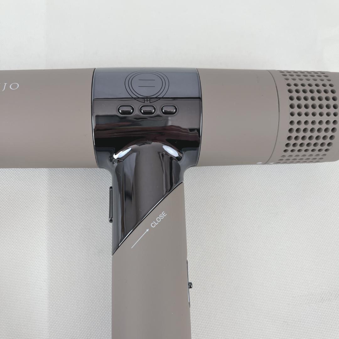 美品☘️　絹女 KH202 モカ マイナスイオンヘアドライヤー