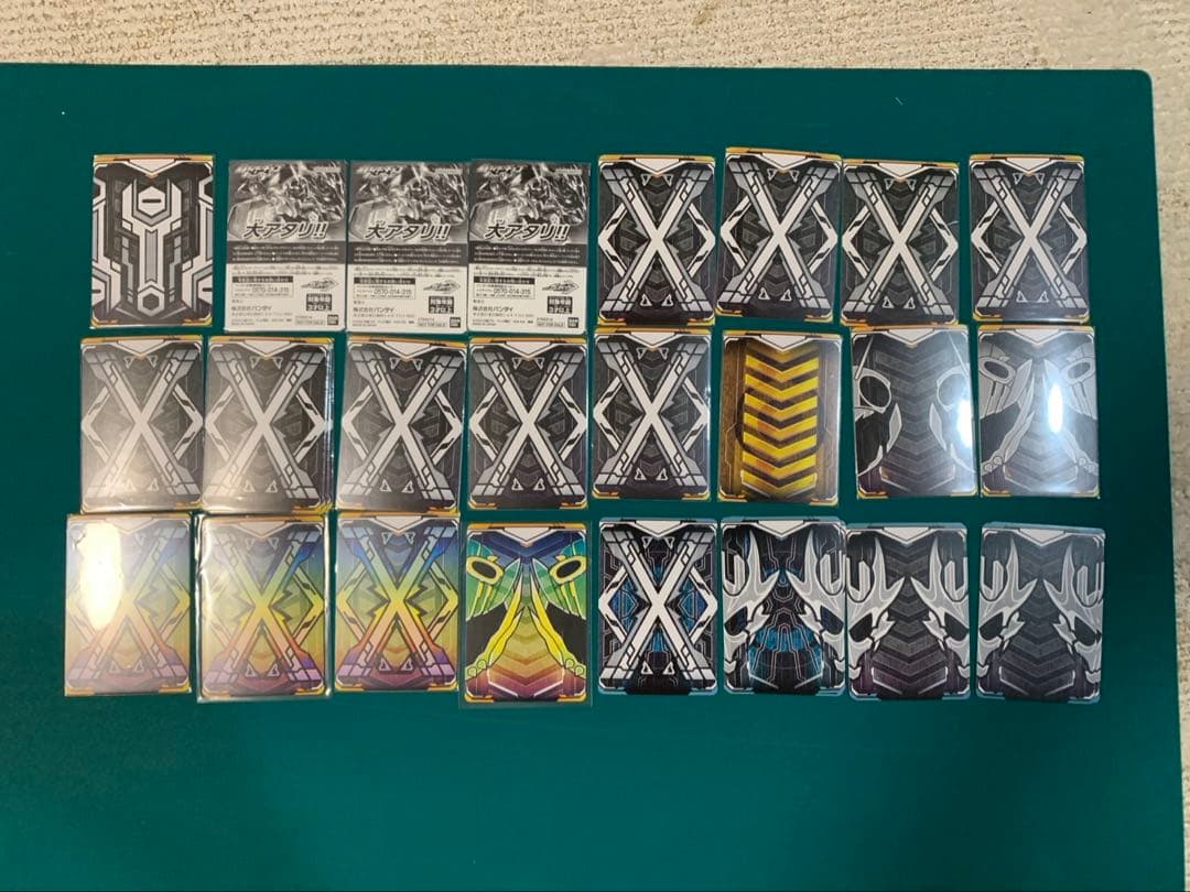 画面ライダーガッチャード　ライドケミートレカセット　カード100枚以上