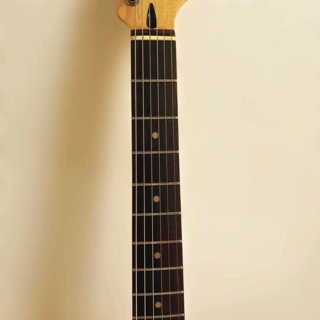 【たぁ様】BUSKER'S アーム付き エレキギター 赤 整備済み 島村楽器