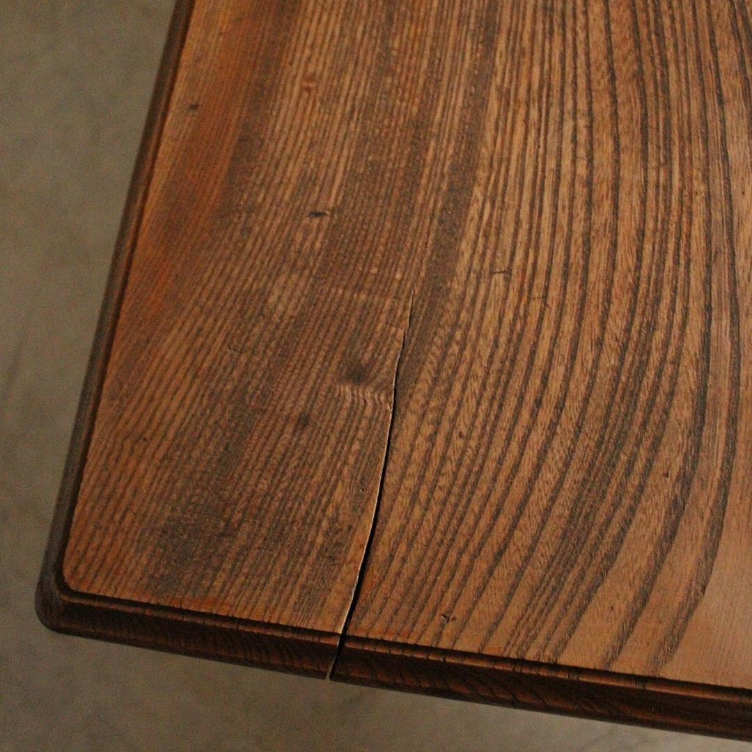 雰囲気の良い古い木製の机　引き出し2杯　ローテーブル　作業台　古家具　古民家