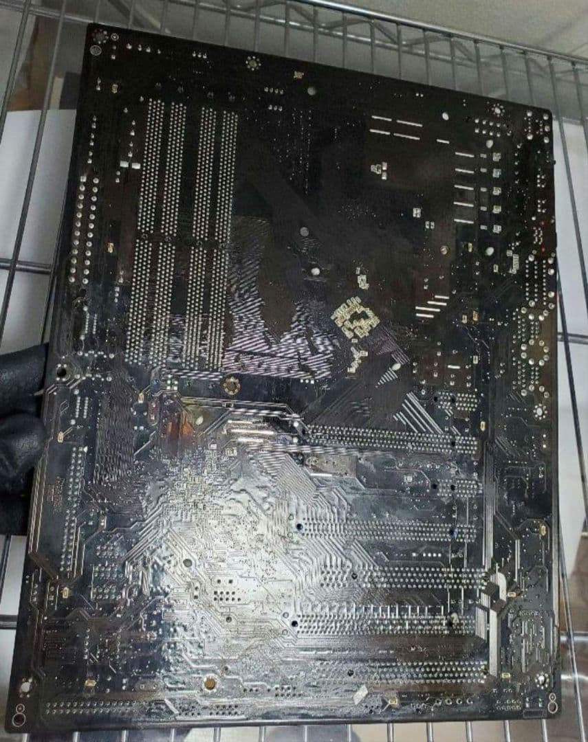 IN9 32X-MAX abit製 背面が青く光る　LGA775 ※ジャンク品