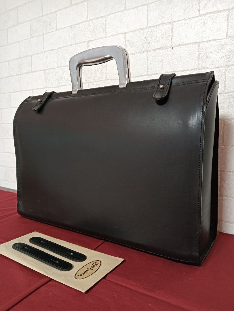 美品! ビルアンバーグBill Amberg ロケットバッグ肉厚ブライドルレザー