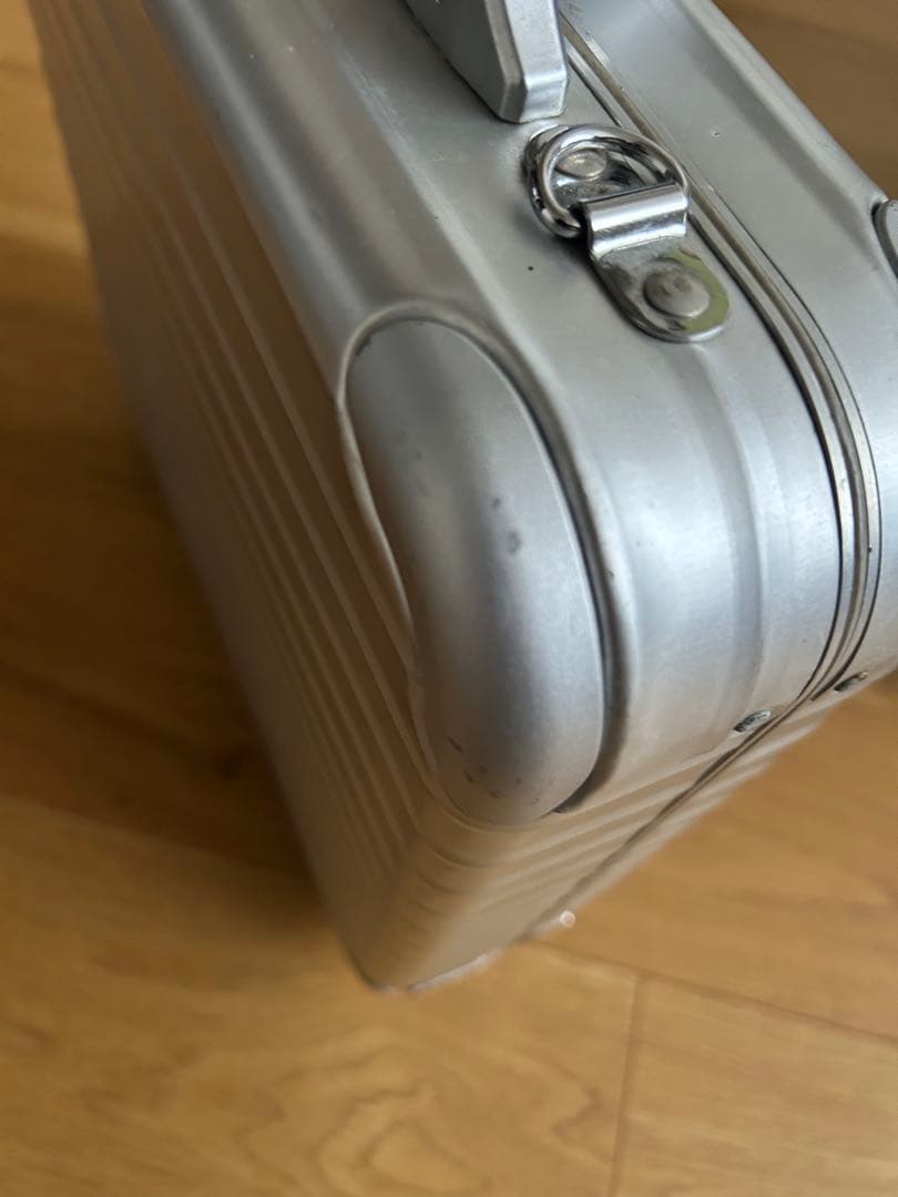 RIMOWA シルバー キャリーケース