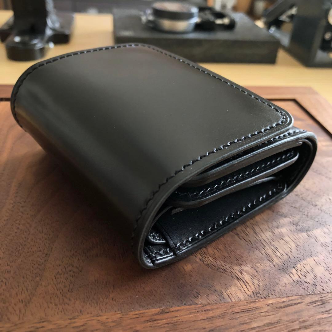 新喜皮革コードバン×サドルレザー 三つ折りミニウォレット 総手縫い ブラック