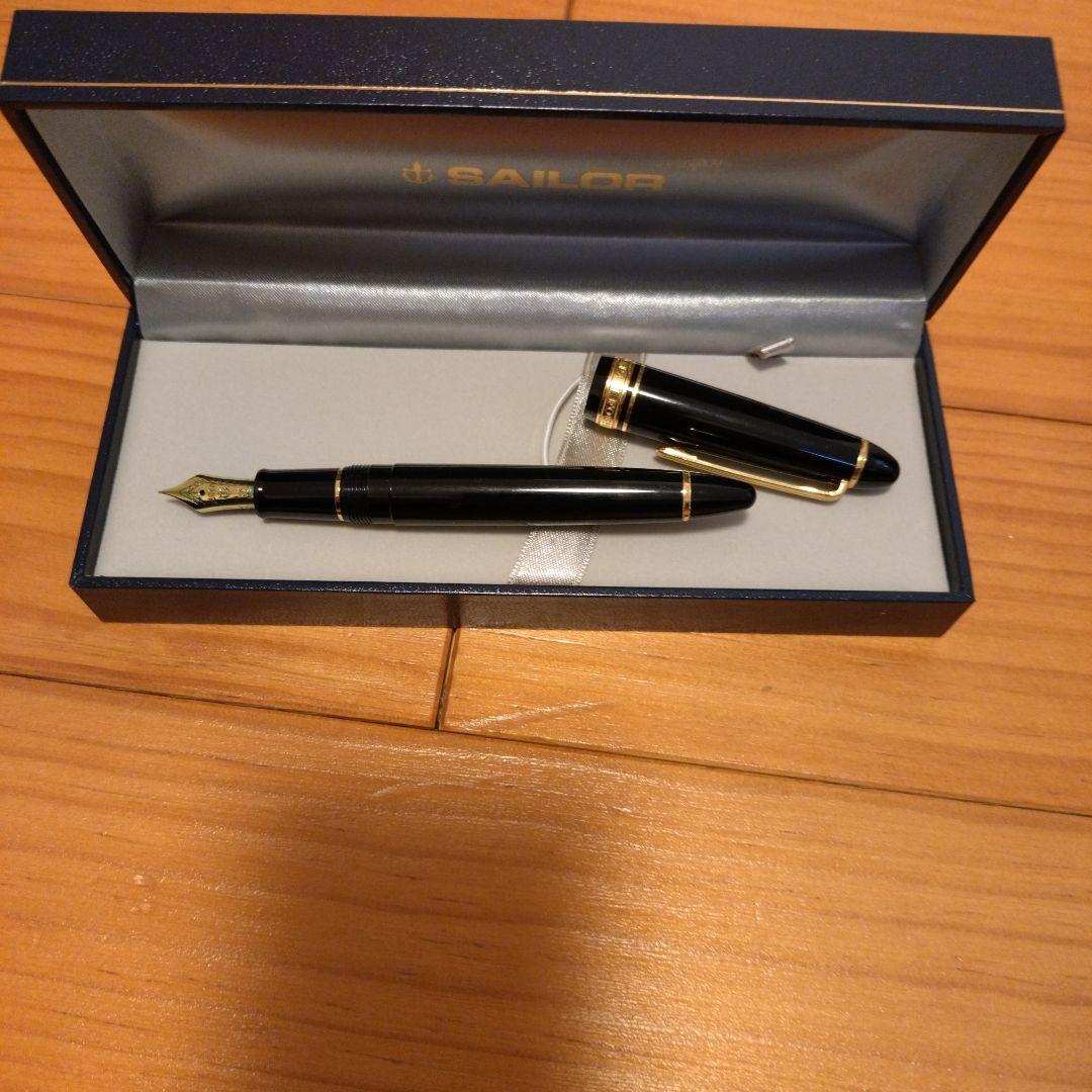 SAILOR万年筆　プロフィットスタンダード　Ｆ字　コンバーター付き