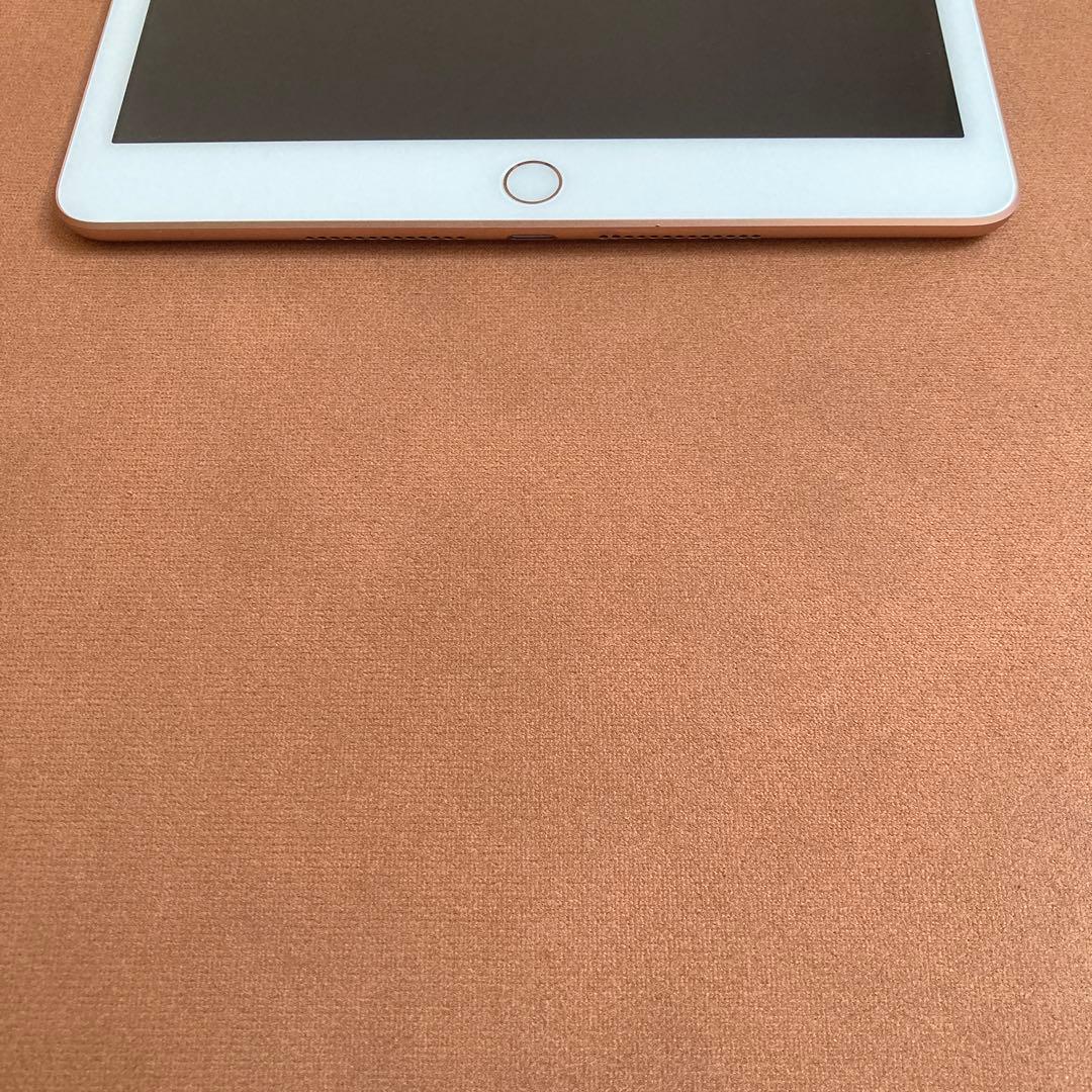 1176【早い者勝ち】美品☆電池ほぼ新品☆iPad7 第7世代 32GB☆