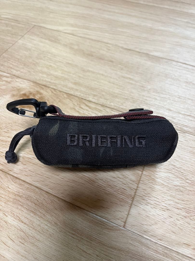 【美品】 BRIEFING ゴルフ ボールケース マルチカモブラック 迷彩