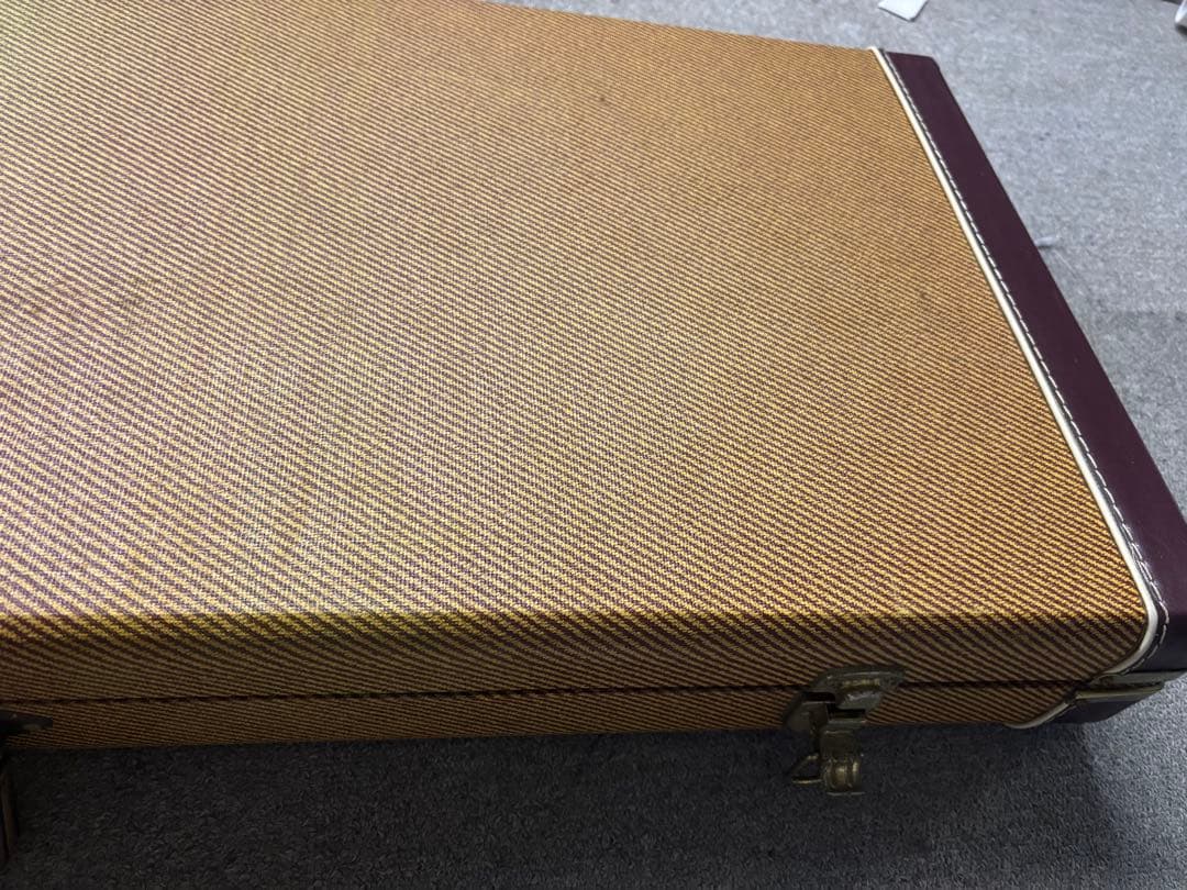 Fernandes ブルーエレキギター ハードケース付き