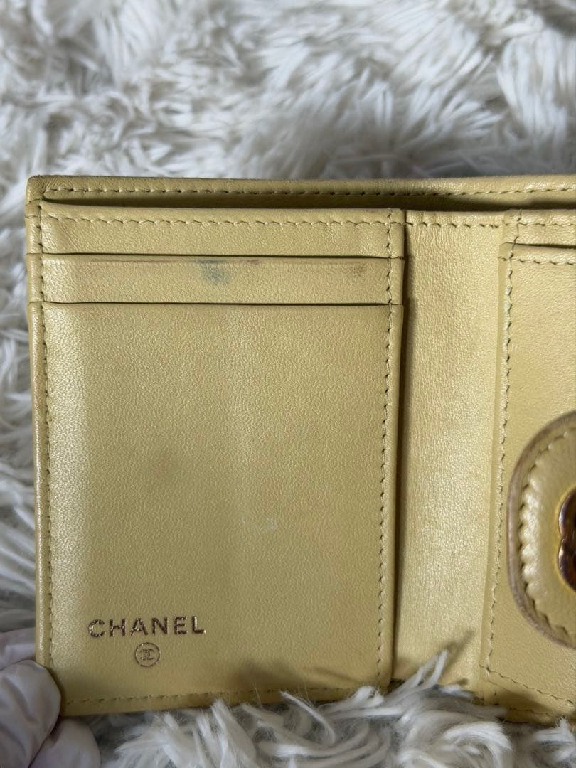 シャネル　財布　三つ折り