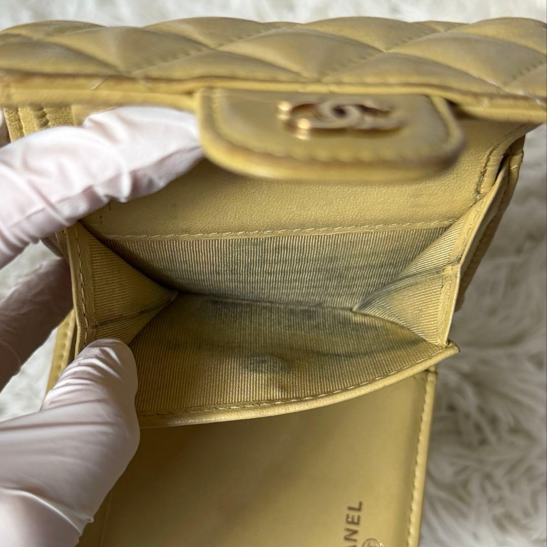 シャネル　財布　三つ折り