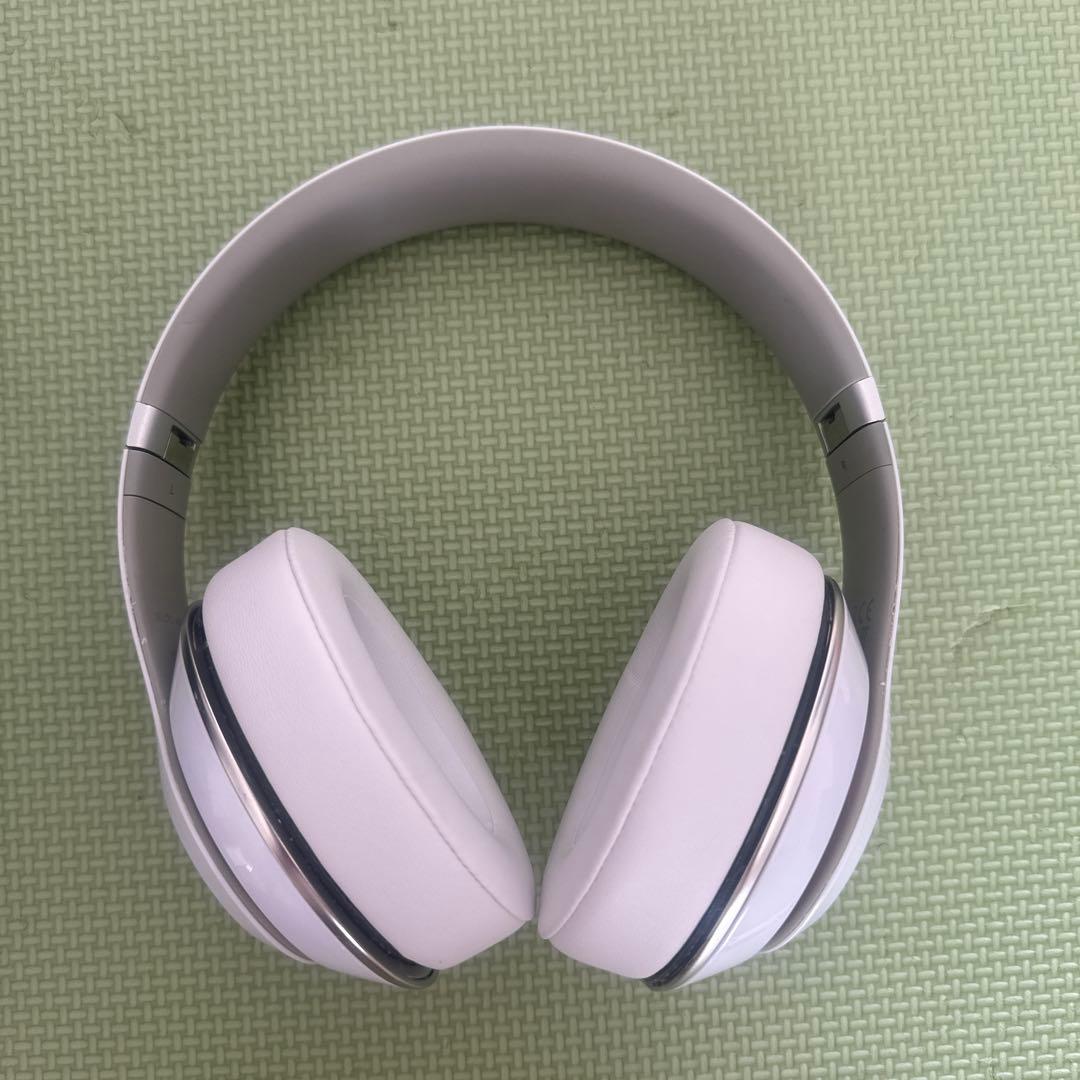 Beats ワイヤレスヘッドホン ホワイト