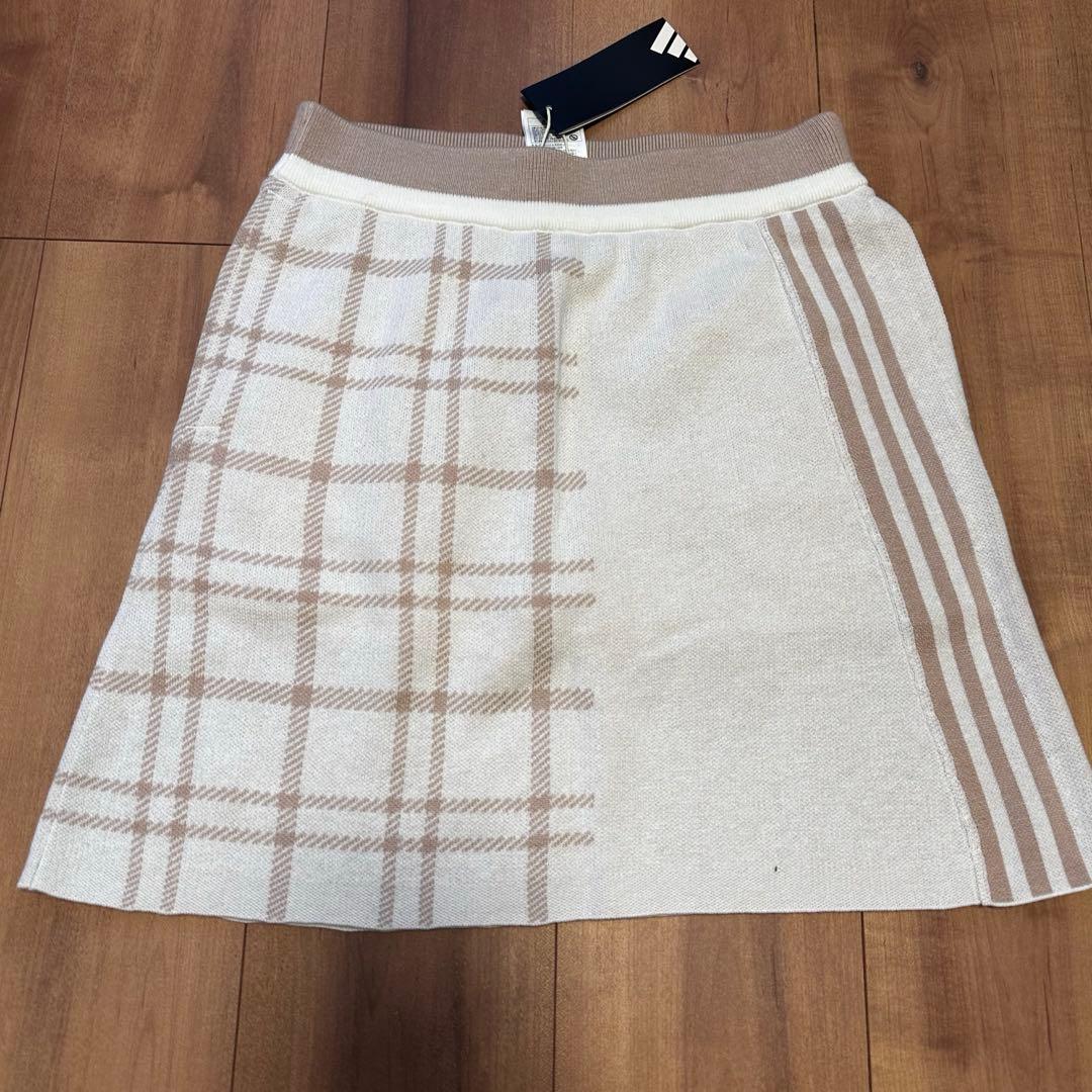 長袖セーター　ニットスカート　サイズM セットアップ　ゴルフウェア　秋冬　ウール