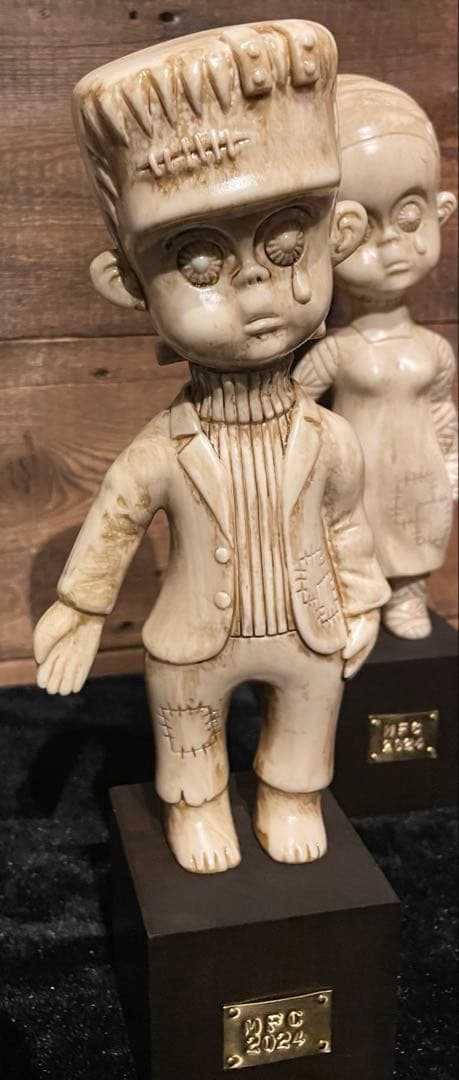 5体限定 knuckle 個展 ヘッドロックスタジオ ソフビ フランキー レジン