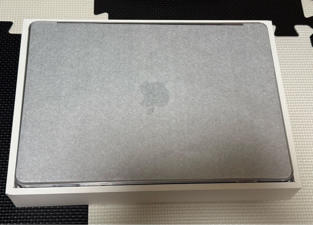 2024 MacBook Air M3 8GB 256GB スペースグレー