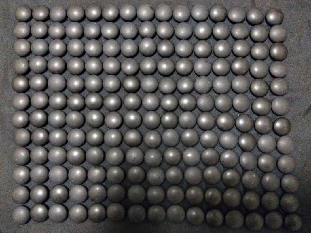 日向特製蛤碁石　月印相当　35号程度　特大欅碁笥　那智黒石　桐箱付き