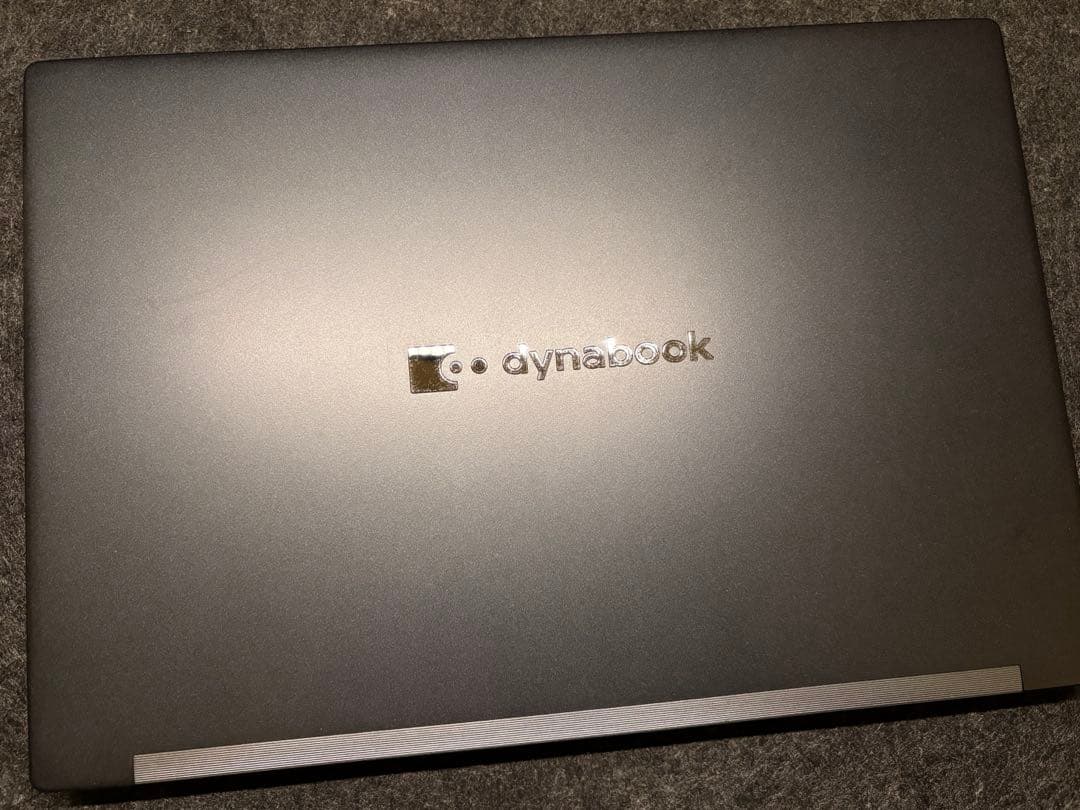 超軽量　ダイナブック GZ/HVL i7 メモリ16GB 512GB 13.3型