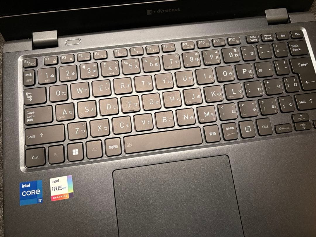 超軽量　ダイナブック GZ/HVL i7 メモリ16GB 512GB 13.3型