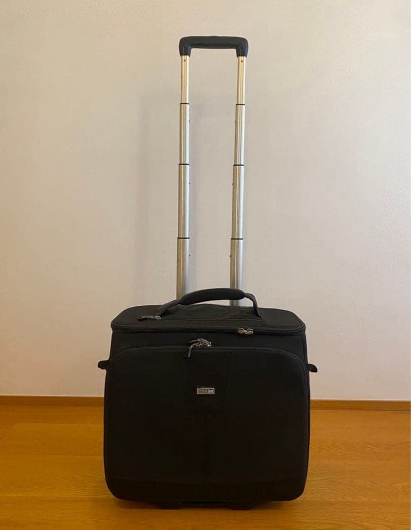 thinkTANK｜Airport Navigator キャリーケース カメラ