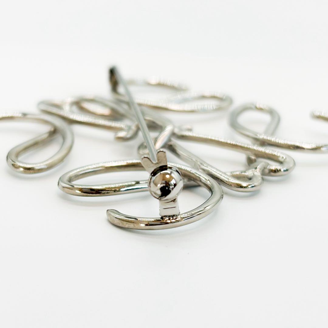 ♡未使用♡ ロエベ LOEWE アナグラム ピンブローチ ピンバッジ