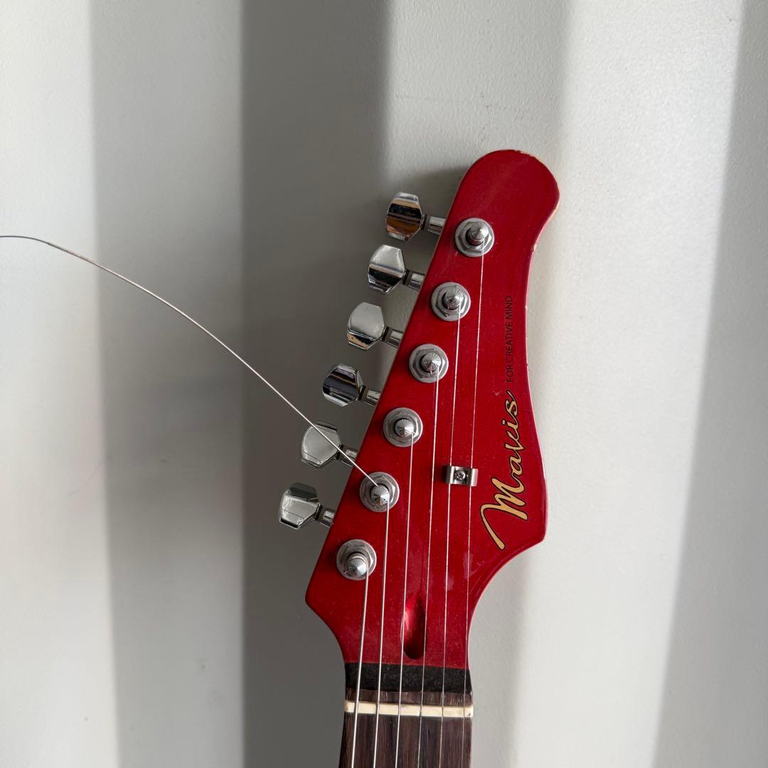 k81激安早い者勝ち✨　mavis メイビス　石橋楽器　ストラト　エレキギター