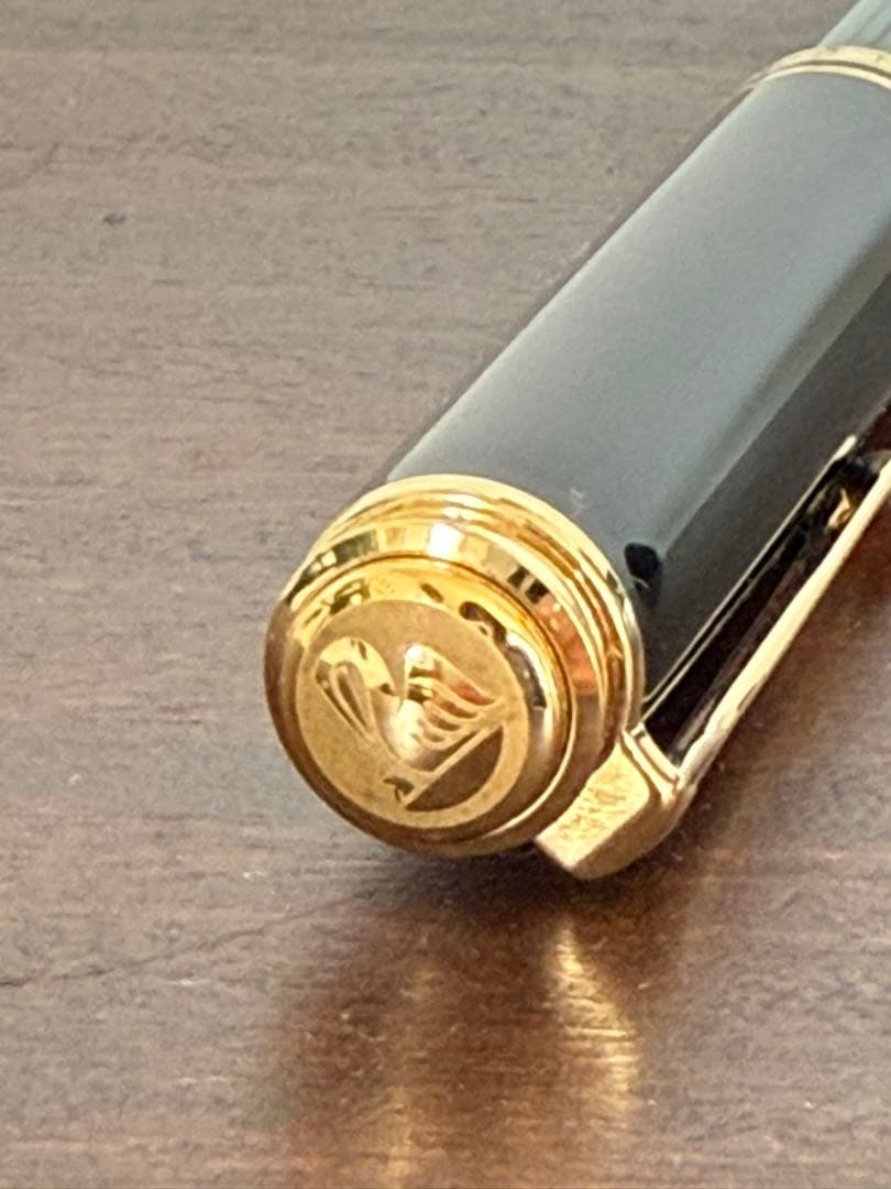 ペリカン 万年筆 スーベレーン M1000 18C-750 緑縞 中字　レア美品