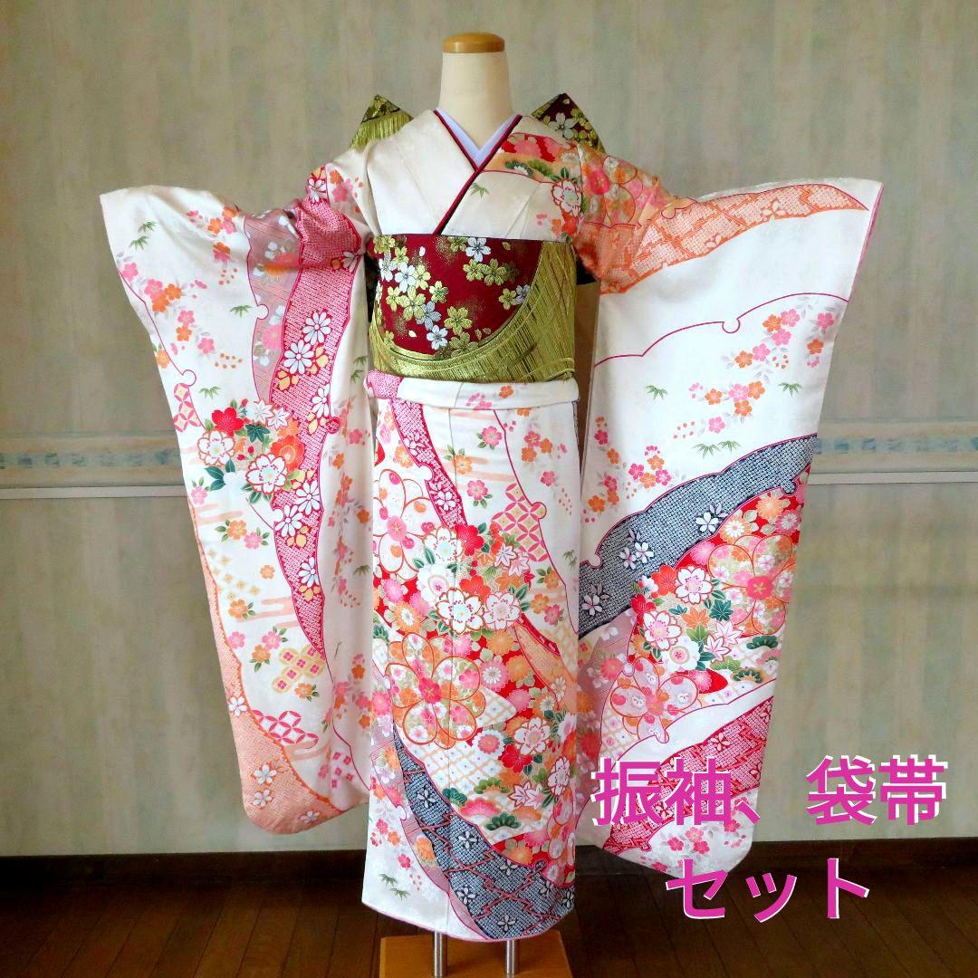 4972　振袖単品　成人式結婚式卒業式　白　正絹　絞り柄