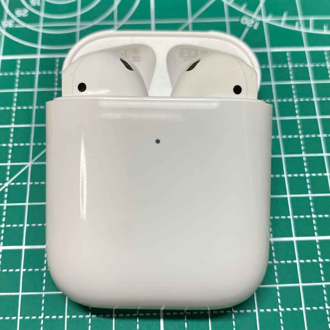 正規品 Apple AirPods 第二世代 エアポッズ第2世代