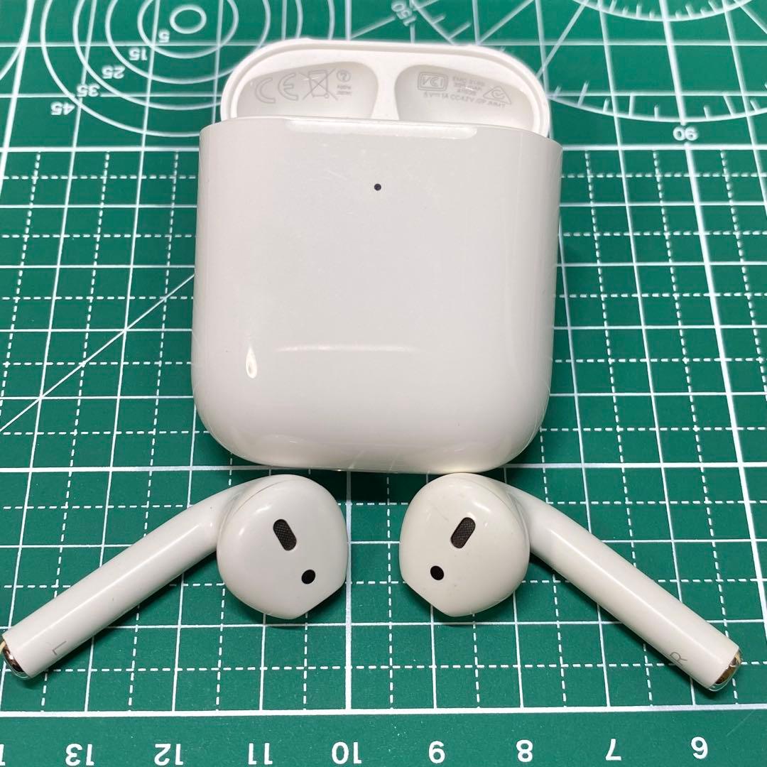 正規品 Apple AirPods 第二世代 エアポッズ第2世代